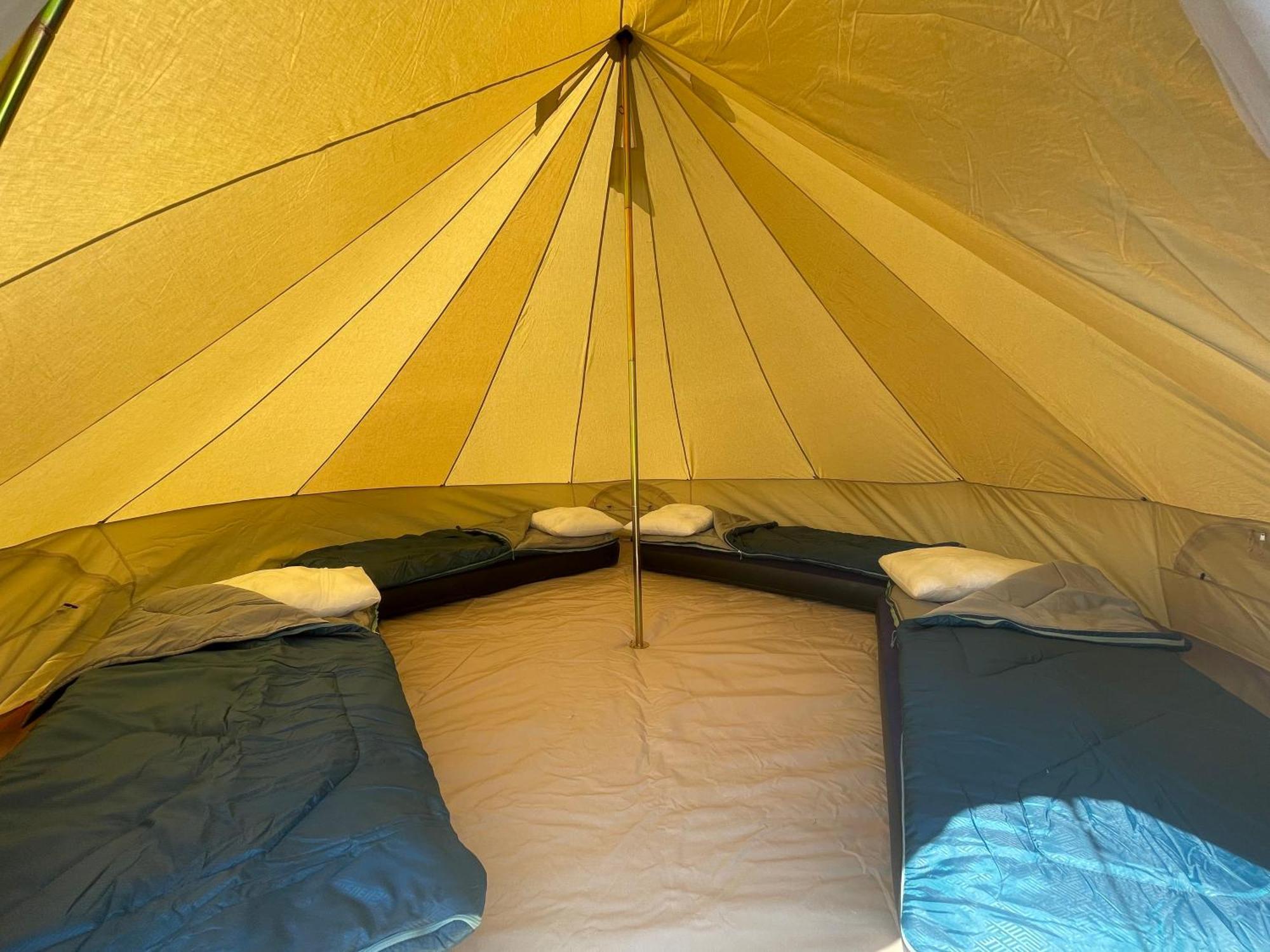 Spielberg Bei Knittelfeld Grandprixcamp, Closest To The Red Bull Ring, Up To 4 Guests In A Tent חדר תמונה